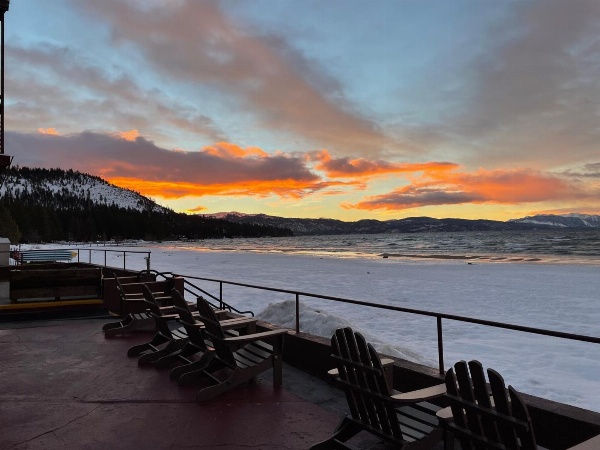 Crown Motel Main image